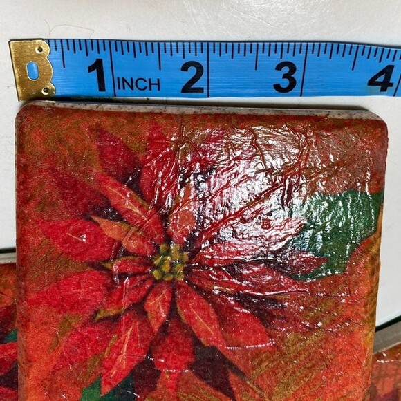 Poinsettia Christmas 4 Coasters Felt Back Red/Green 4" Square - Picture 5 of 5